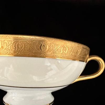 Buckingham â€˜Mintonâ€™ Fine Bone China Five Place Setting (DR-KL)