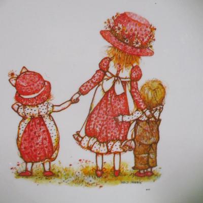 Holly Hobbie Collector's Edition Plate