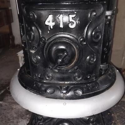 ANTIQUE CASTIRON STOVE