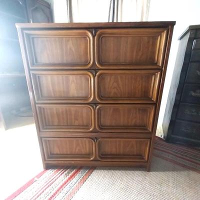 WOODEN FOUR LARGE DRAWER CHEST OF DRAWERS