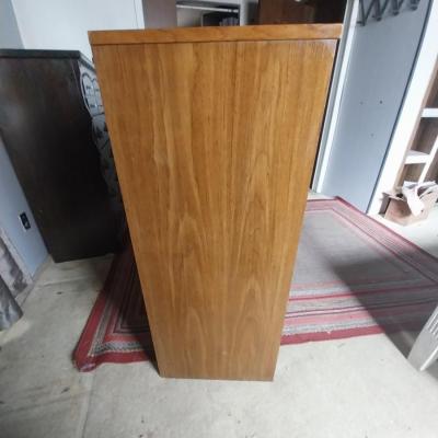 WOODEN FOUR LARGE DRAWER CHEST OF DRAWERS