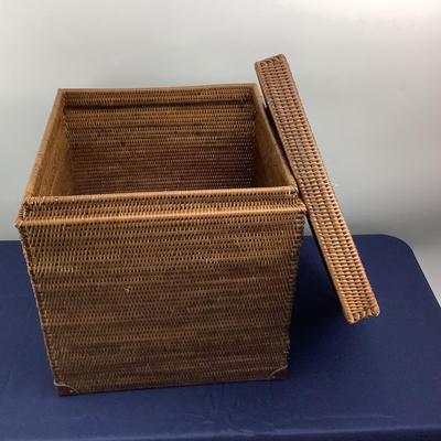 803 HOLD EVERYTHING Rattan Storage Box Table