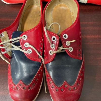 Vintage bowling shoes & bag