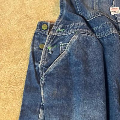 Leviâ€™s Jean Jacket & Two Pairs of Pointer Overalls (BO-MG)