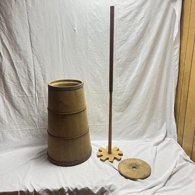 Antique Primitive Large Old Banded Wood Slat Butter Milk Churn With Dasher & Lid (BO-MG)