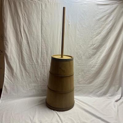 Antique Primitive Large Old Banded Wood Slat Butter Milk Churn With Dasher & Lid (BO-MG)