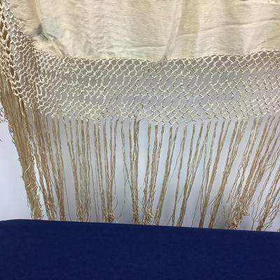 837 Antique Piano Manton Shawl Hot Pink Large Floral Design