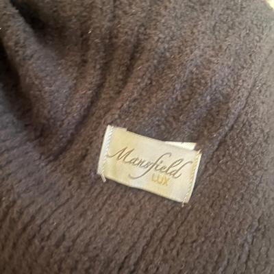 Selection of Throw Blankets (BR1-MG)