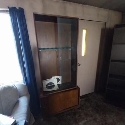 WOODEN GUN CABINET WITH GLASS FRONT