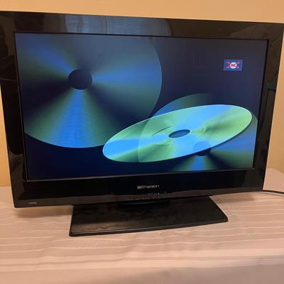 Emerson 26â€ TV with Built In DVD Player (BR1-MG)