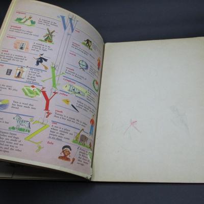 Vintage 1950 A PIcture Dictionary Compiled by Mary Golden Children's Illustrated Book