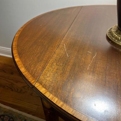 VINTAGE ADAMS STYLE DROP LEAF SIDE TABLE