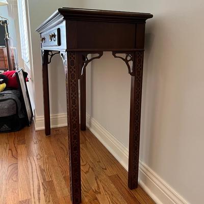 CHINOISERIE STYLE CONSOLE TABLE BY HICKORY, WALNUT AND BURLWOOD