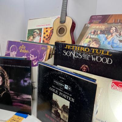 Large vinyl record lot, ukulele, rock, pop, classical