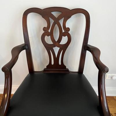 PAIR OF ARMCHAIRS CHAIRS BY BAKER, CHIPPENDALE STYLE