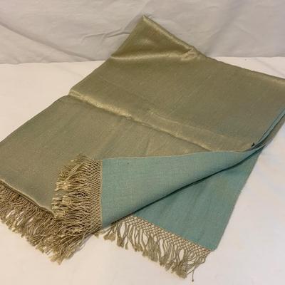 Elegant Silk and Cashmere Scarves by Dana Buchman, Oscar de la Renta, & More (DR-HS)