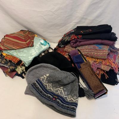 Elegant Silk and Cashmere Scarves by Dana Buchman, Oscar de la Renta, & More (DR-HS)