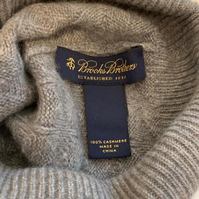 Elegant Silk and Cashmere Scarves by Dana Buchman, Oscar de la Renta, & More (DR-HS)