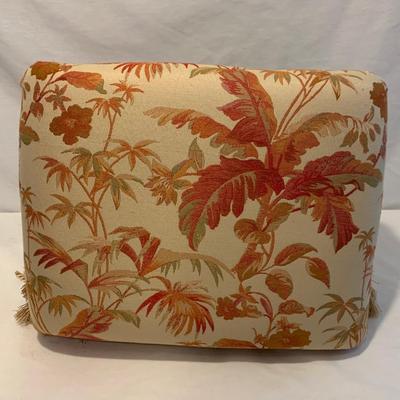 Jennifer Taylor Footstool with Mirror & More (M-HS)