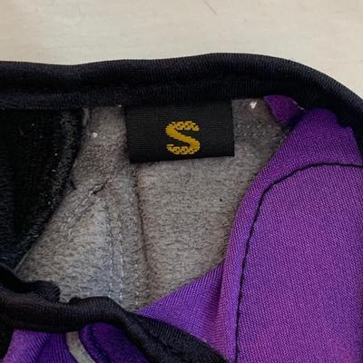 Yoga & Qi Gong DVDs, Buddha Blanket, Neck Hammock, Gel Gloves, & More (DR-HS)