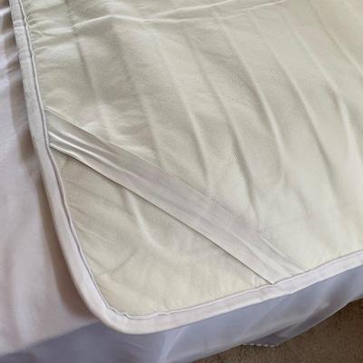 Oakworks Massage Table Heating Pad and More (GB-HS)