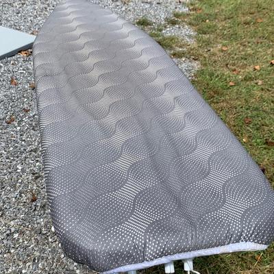 Black & Decker Iron, Drying Rack, Hampers, Hangers, & More (O-HS)