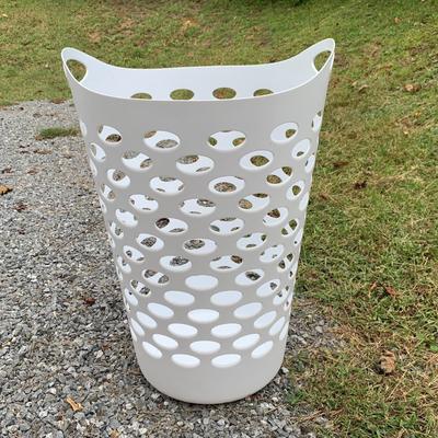 Black & Decker Iron, Drying Rack, Hampers, Hangers, & More (O-HS)