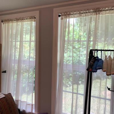Set of Sheer Curtains & Tension Rods (LR-HS)