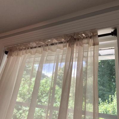 Set of Sheer Curtains & Tension Rods (LR-HS)