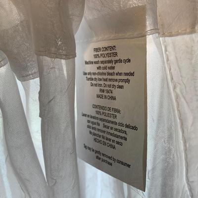 Set of Sheer Curtains & Tension Rods (LR-HS)