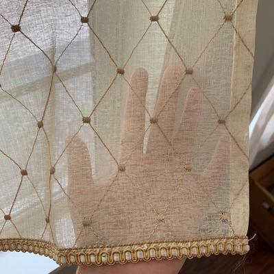 Set of Sheer Curtains & Tension Rods (LR-HS)