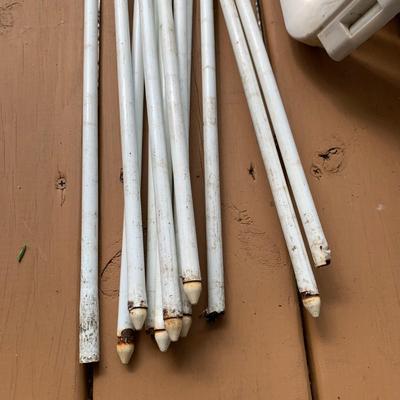 Freestanding Fence with Dog Door (FP-HS)