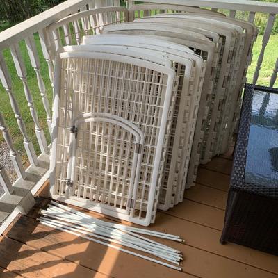 Freestanding Fence with Dog Door (FP-HS)