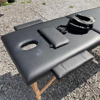 Costway Portable Massage table with Carrying Case (FP-HS)