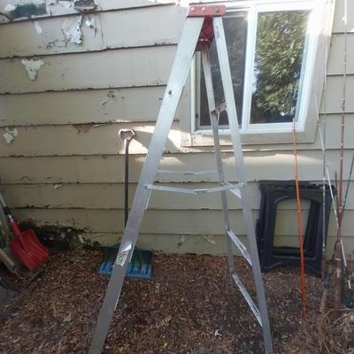 FISKARS TREE TRIMMER-SNOW SHOVAL-LADDER