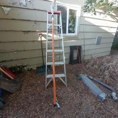 FISKARS TREE TRIMMER-SNOW SHOVAL-LADDER
