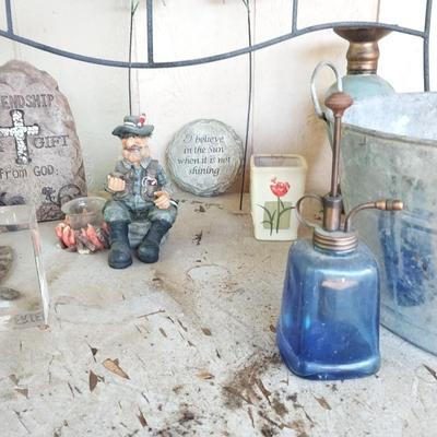 YARD ART
