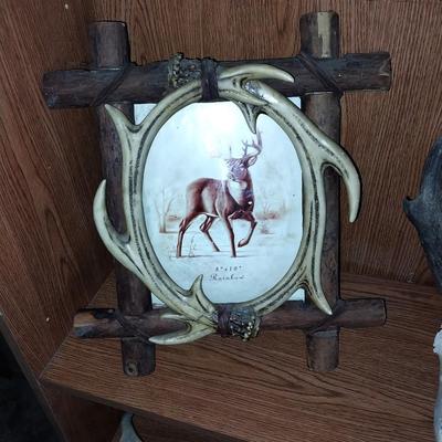 ANTLER PHOTO FRAME-SKULL AND ANTLERS