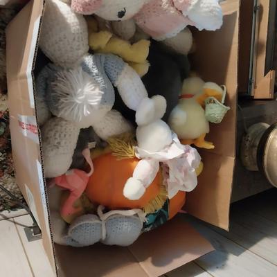 OLD CHILD'S SCHOOL DESK, CHAIRS AND 2 LARGE BOXES OF PLUSH ANIMALS