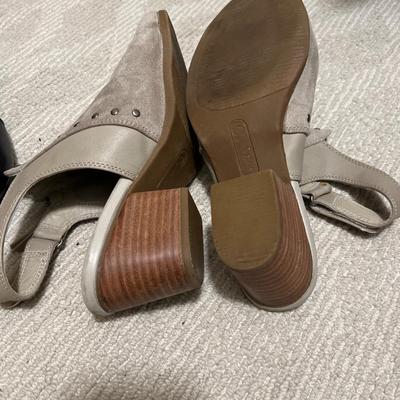 Baretraps Boots & Shoes Size 8.5 (BR2-RG)