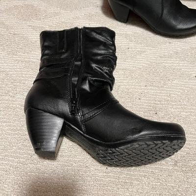 Baretraps Boots & Shoes Size 8.5 (BR2-RG)