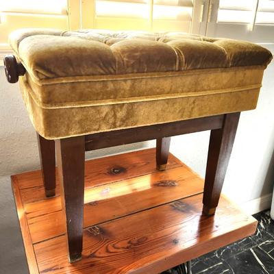 Lot #126  Mid Century Modern Manual Arts Co. Adjustable Bench