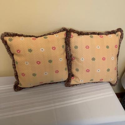 Accent Pillows: Leopard Print, Monkeys, & More (O-MG)