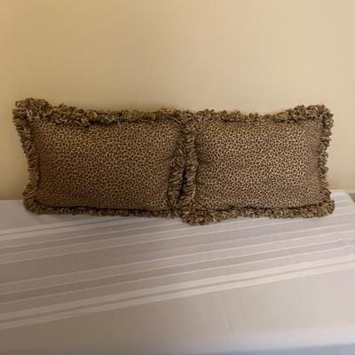 Accent Pillows: Leopard Print, Monkeys, & More (O-MG)