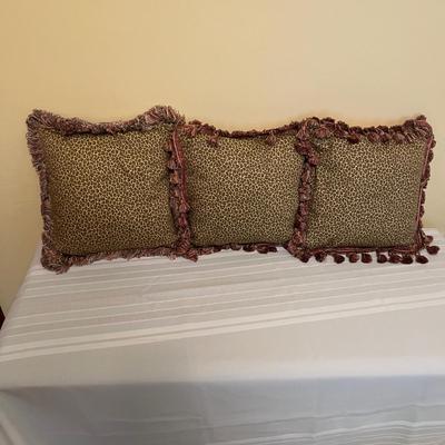 Accent Pillows: Leopard Print, Monkeys, & More (O-MG)