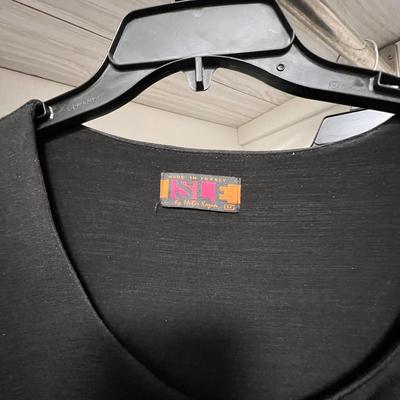 Ladies Casual & Dressy Size M/L Tops & Skirts Plus Wool Blazers (O-RG)