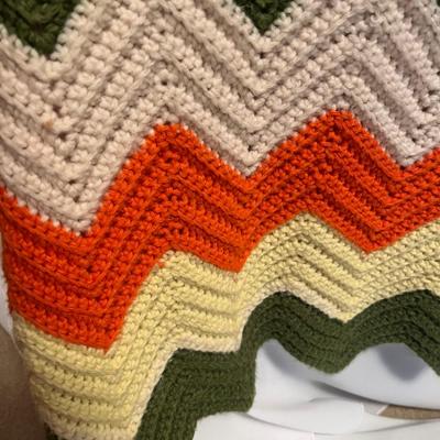 Knitted Throws (O-MG)