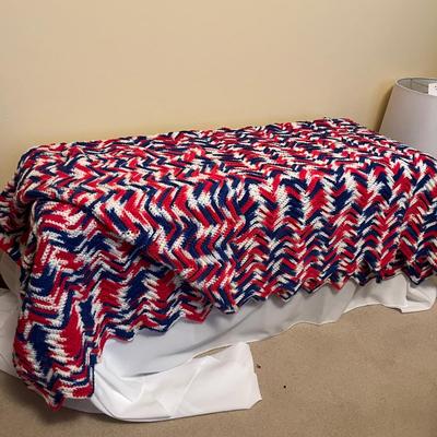 Knitted Throws (O-MG)