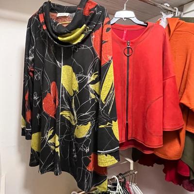 Boho Chic Style Tops & Sweater Dresses Size M/L incl. Tribal & More (O-RG)