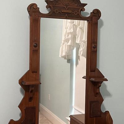 Solid Wood Vtg. Vanity/Dresser ~ With Mirror